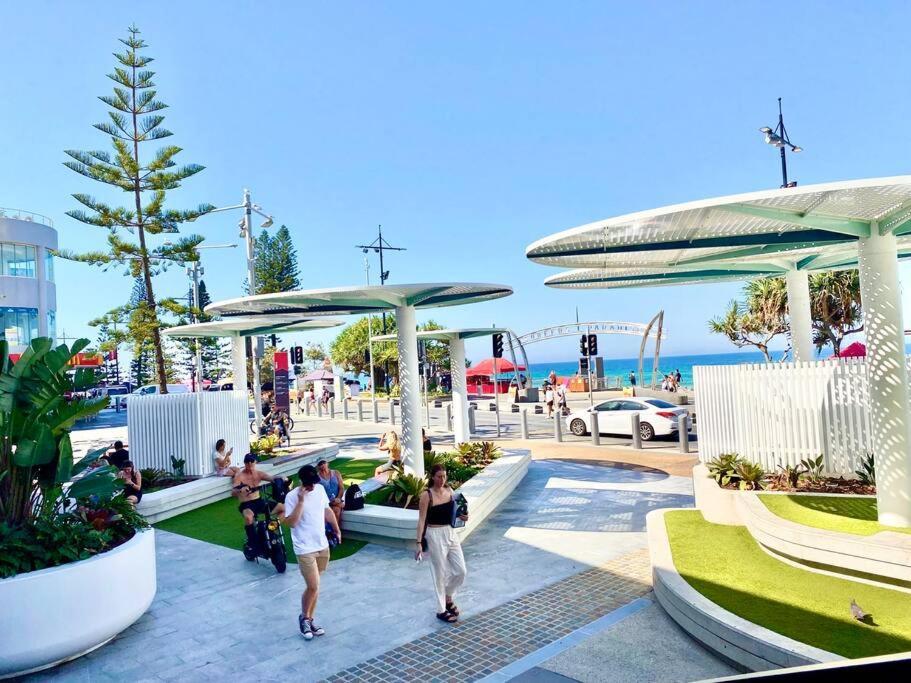 Beachside Bliss Pool, & Sauna Apartment Gold Coast